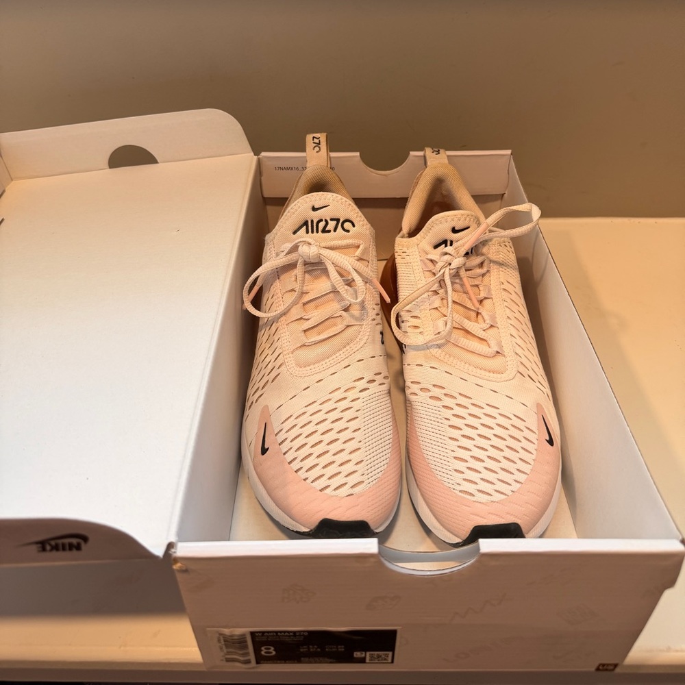 Nike Air Max 270 Women’s – Light Pink/Cream – Original Box – Good Condition